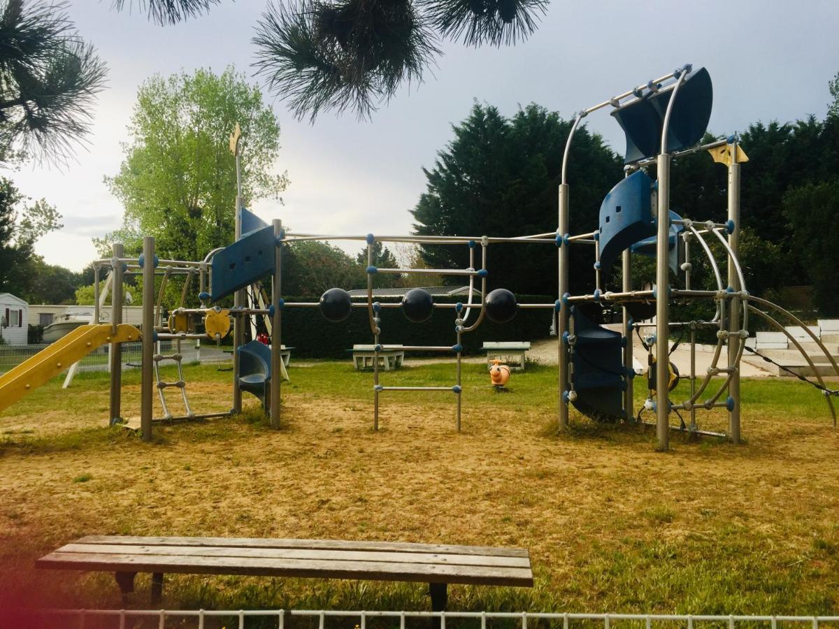 Mobil-Home La Palmyre - Zoo, Plage, Animations Les Mathes Luaran gambar